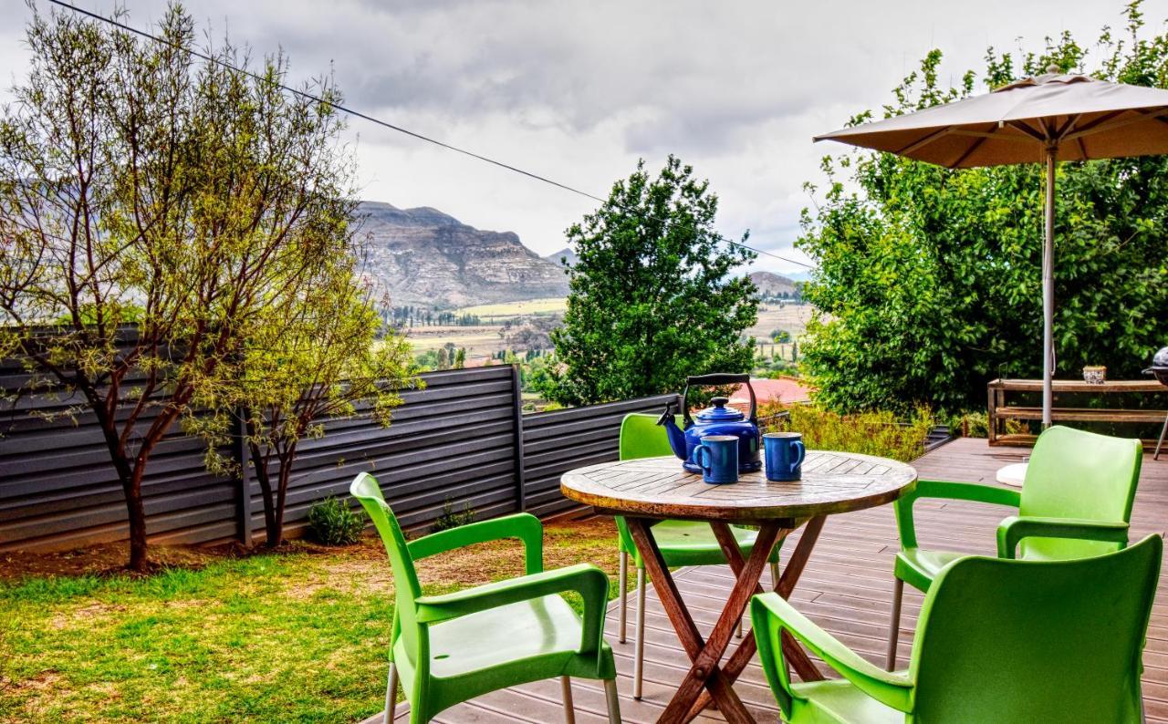 Golden View Luxury Self Catering Villa คลาเรนส์ ภายนอก รูปภาพ